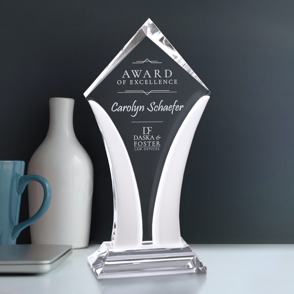 Aurora Award 10-1/2"