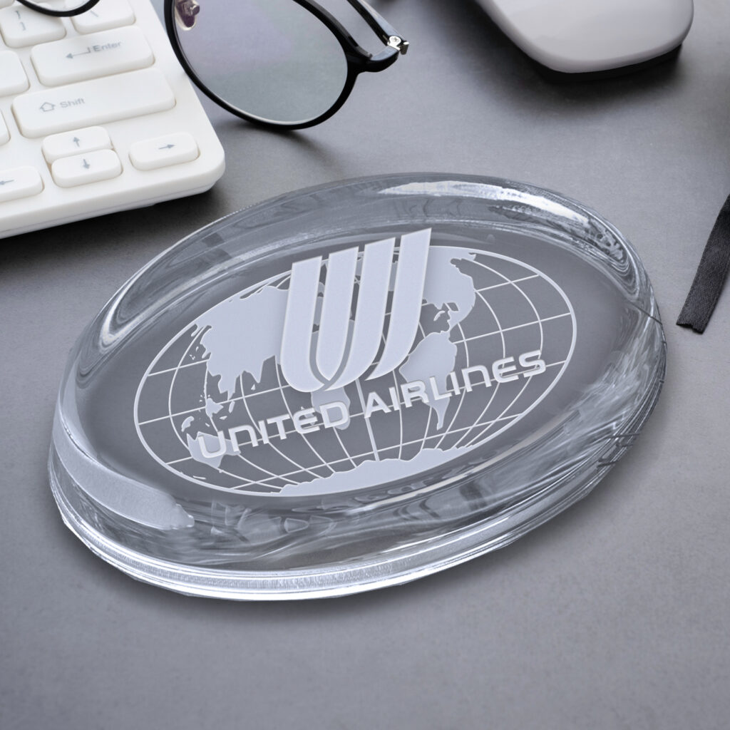 Savannah Paperweight 4" W