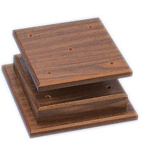 7 1/2" x 7 1/2" x 5/8" Cherry Finish 4-Post Lid